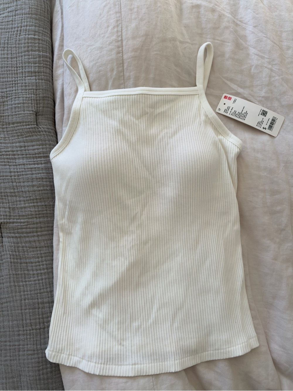 Uniqlo Cream Ribbed Square-Neck Camisole with built in bra